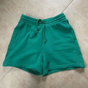 ARITZIA Tna Cozy Fleece Boyfriend 5" Sweatshort